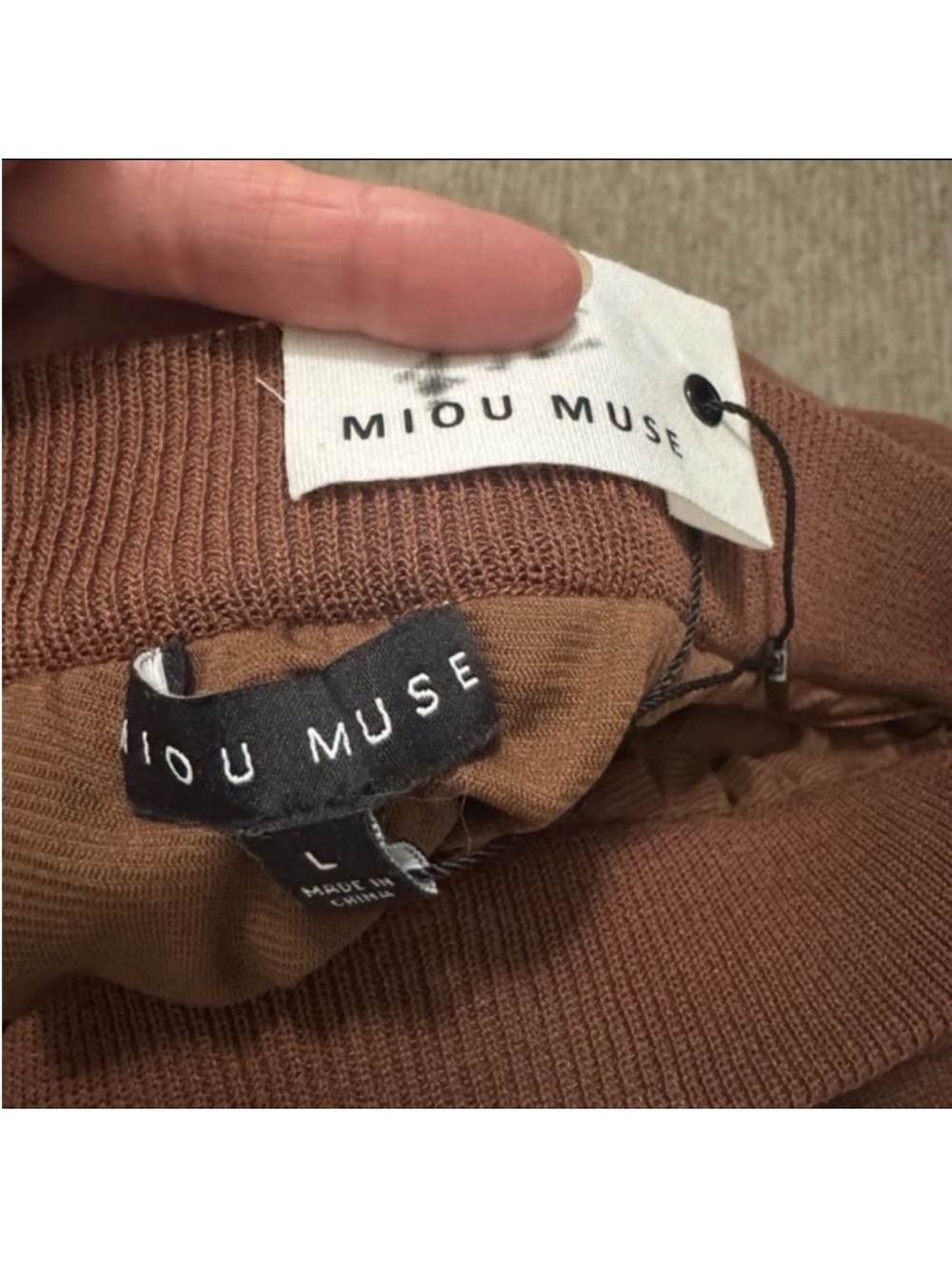 Miou Muse brown knitted maxi skirt size large - Picture 7 of 7